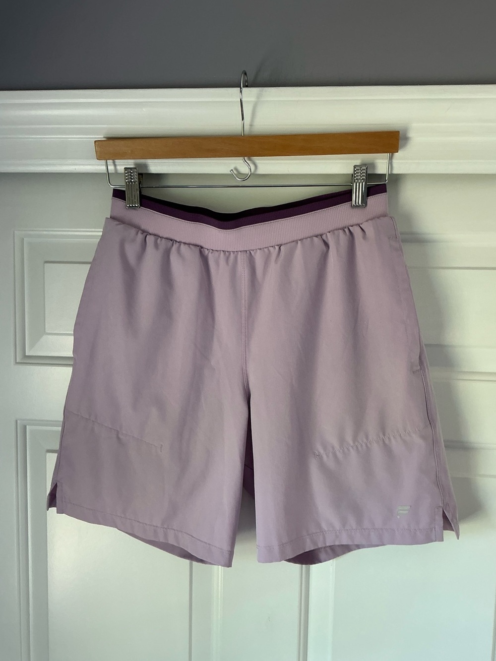 Fabletics Men’s The Fundamental Athletic Performance Shorts 7in S
